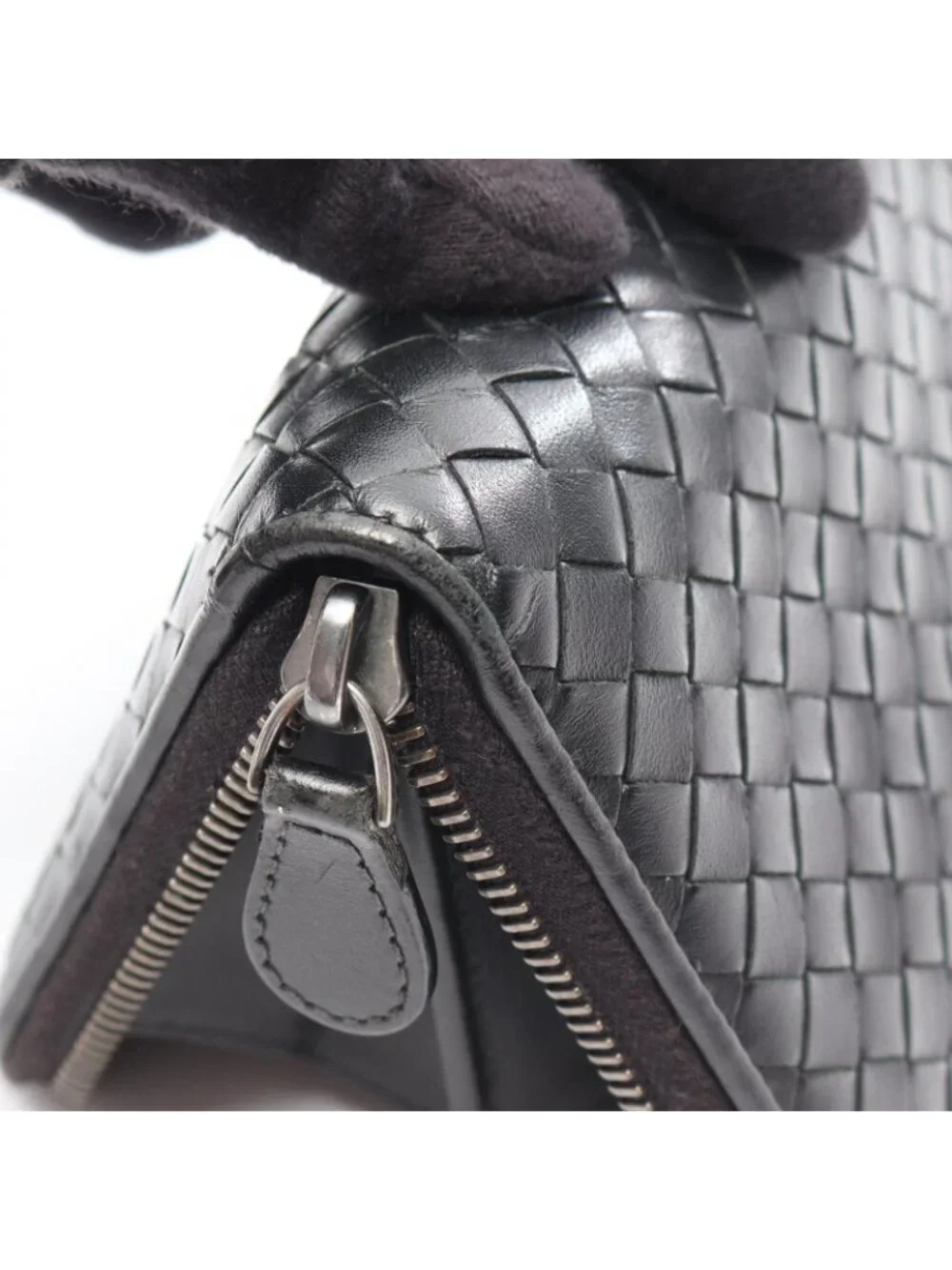 Bottega Veneta Round Wallet Intrecciato Black Leather